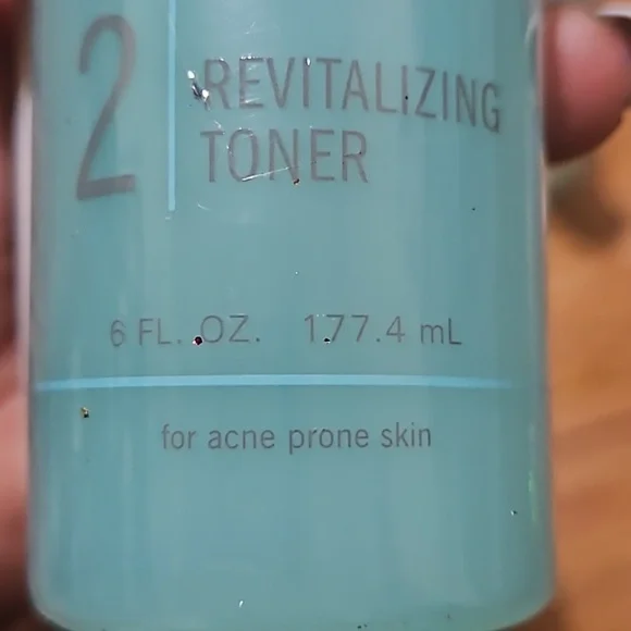 Skincare - Picture 10 of 10